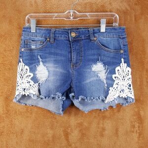 TINSEL Womens Jean Shorts Size 29 Medium Wash Cut Off Frayed Hem Crochet